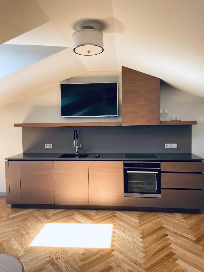 Roze Republikas Apartments Liepaja Ngoại thất bức ảnh