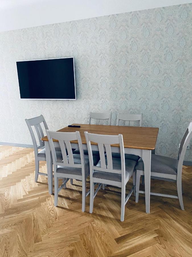 Roze Republikas Apartments Liepaja Ngoại thất bức ảnh