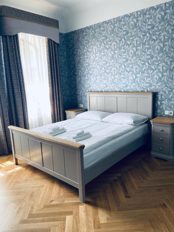 Roze Republikas Apartments Liepaja Ngoại thất bức ảnh