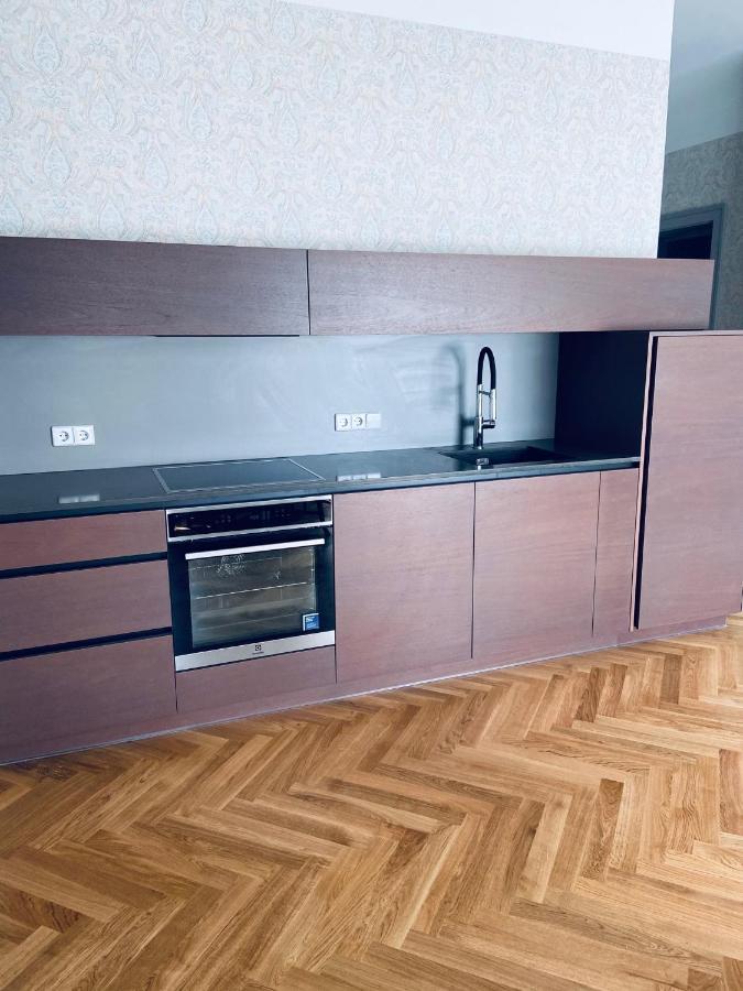 Roze Republikas Apartments Liepaja Ngoại thất bức ảnh